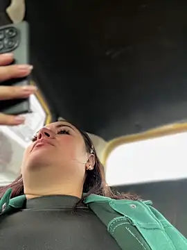 Lesly 10- online show from February 2026 09:24:01 PM