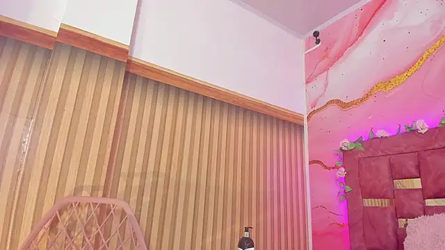 melody paris online show from November 2025 10:52:02 AM