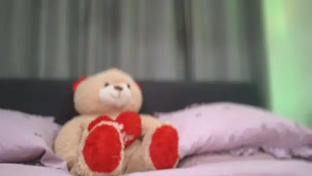 Snapshot of longislandprincess chatting on April 2026 10:22:02 PM longislandprincess online show from April 2026 10:22:02 PM