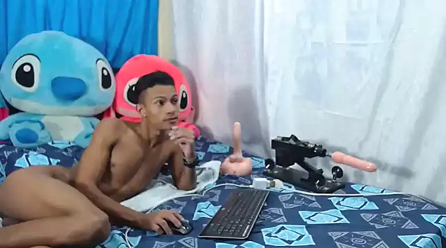 Snapshot of Ryan_Vergon chatting on January 2025 12:46:01 AM Ryan Vergon online show from January 2025 12:46:01 AM