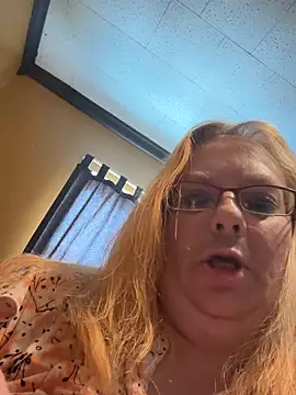 Snapshot of CherishWilliams chatting on May 2026 07:20:01 PM CherishWilliams online show from May 2026 07:20:01 PM