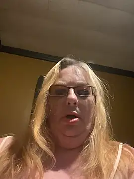 Snapshot of CherishWilliams chatting on July 2026 07:34:02 AM CherishWilliams online show from July 2026 07:34:02 AM