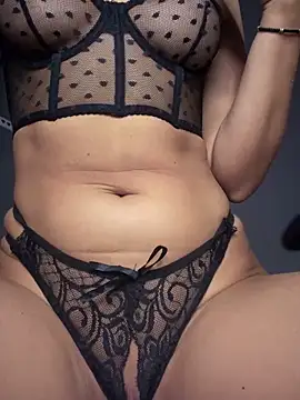 Snapshot of MobiLiveShow chatting on February 2025 12:30:01 AM MobiLiveShow online show from February 2025 12:30:01 AM