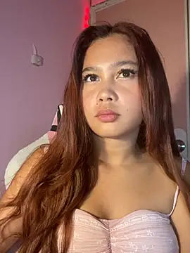 Snapshot of ursweet_babygirl chatting on May 2026 04:12:02 PM ursweet babygirl online show from May 2026 04:12:02 PM