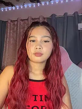 Snapshot of ursweet_babygirl chatting on June 2026 05:07:01 PM ursweet babygirl online show from June 2026 05:07:01 PM