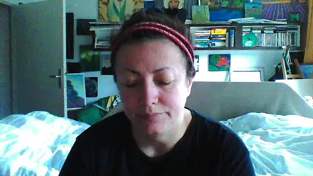 Snapshot of MariaAnaSunshine chatting on October 2025 09:40:02 AM MariaAnaSunshine online show from October 2025 09:40:02 AM