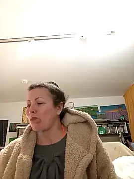 Snapshot of MariaAnaSunshine chatting on October 2025 09:45:01 PM MariaAnaSunshine online show from October 2025 09:45:01 PM