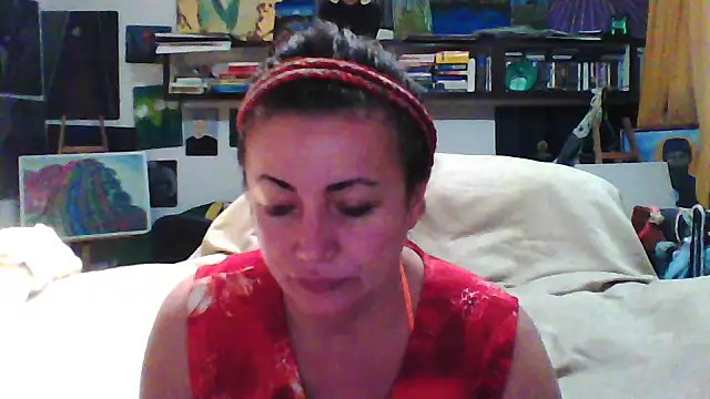 Snapshot of MariaAnaSunshine chatting on October 2025 01:48:02 AM MariaAnaSunshine online show from October 2025 01:48:02 AM