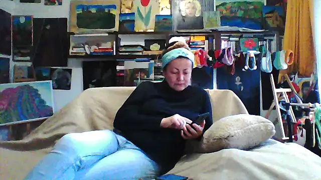 MariaAnaSunshine online show from December 2025 07:39:01 AM