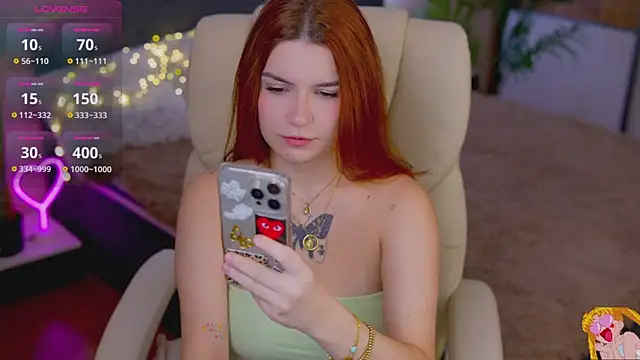 RedShinee online show from October 2025 08:46:01 AM