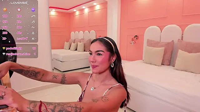 scarlet castro online show from December 2024 12:24:01 PM