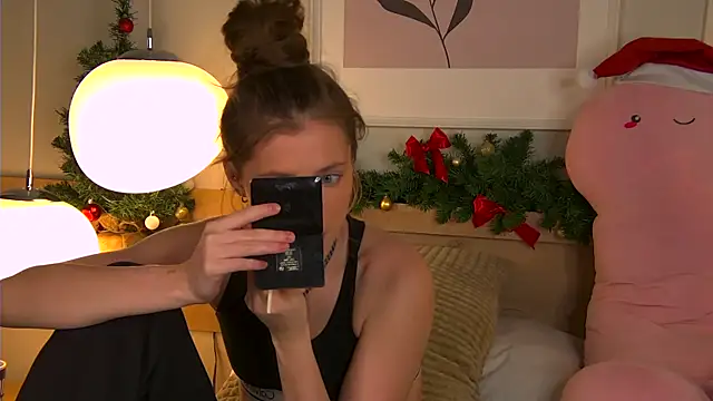 AshleyDouglas online show from January 2025 07:27:02 AM