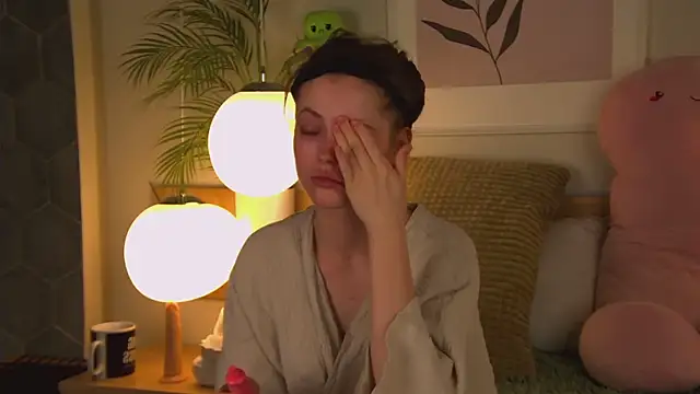 AshleyDouglas online show from March 2025 04:26:02 AM