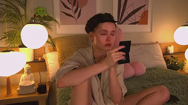 AshleyDouglas online show from March 2025 04:07:02 AM