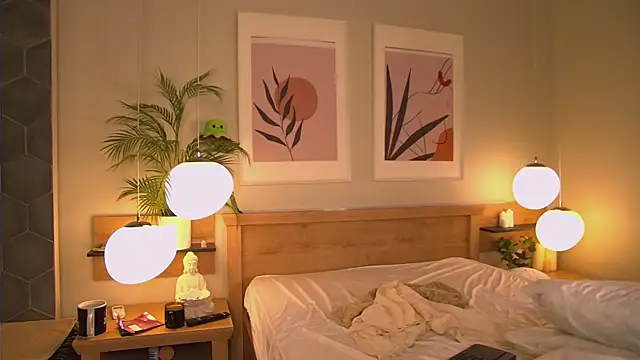 AshleyDouglas online show from March 2025 05:51:01 AM