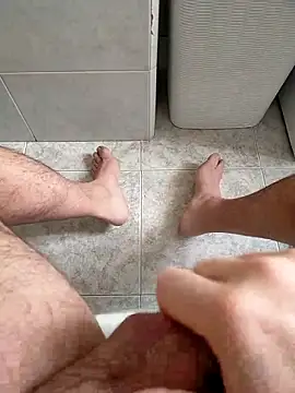 user 662 online show from February 2025 10:20:02 AM