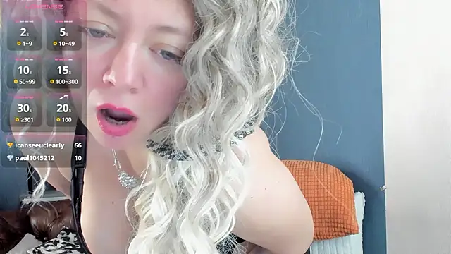 JesiaFoxi online show from February 2026 03:29:02 PM