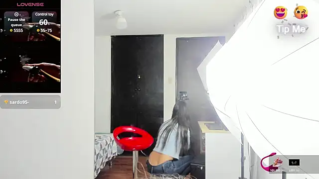 Snapshot of tatiana_valencia chatting on January 2025 02:00:02 PM tatiana valencia online show from January 2025 02:00:02 PM