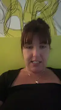 NatiLove35 online show from June 2026 05:45:02 AM