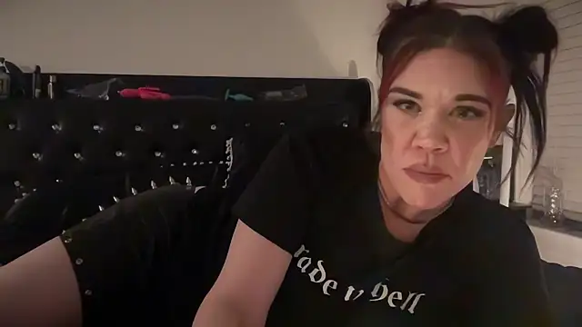 RavenRayyy online show from January 2026 05:45:02 AM