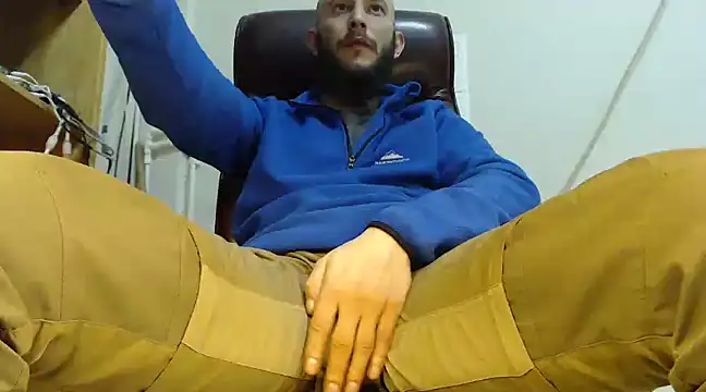 hardbigcock16 online show from January 2025 06:42:02 AM