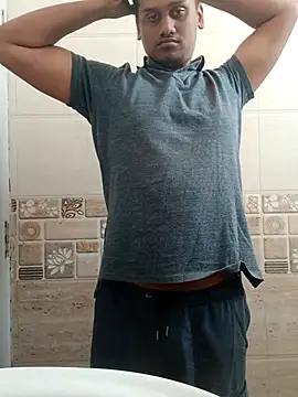 Long Laster online show from November 2025 05:08:02 AM