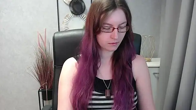 emmaxDelight online show from January 2025 10:11:02 AM