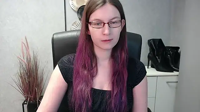 emmaxDelight online show from February 2025 10:05:01 AM