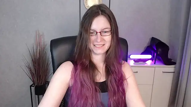 emmaxDelight online show from December 2025 06:22:01 AM