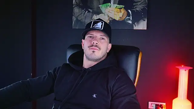 AngeloEric online show from December 2024 04:49:01 PM