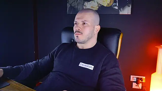 AngeloEric online show from January 2025 04:25:01 PM