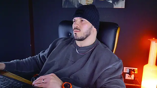 AngeloEric online show from January 2025 05:37:02 PM