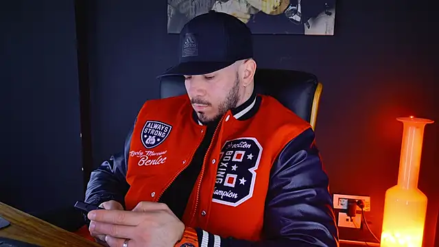 AngeloEric online show from February 2025 08:24:01 AM