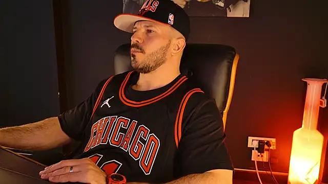 AngeloEric online show from April 2026 10:46:01 AM