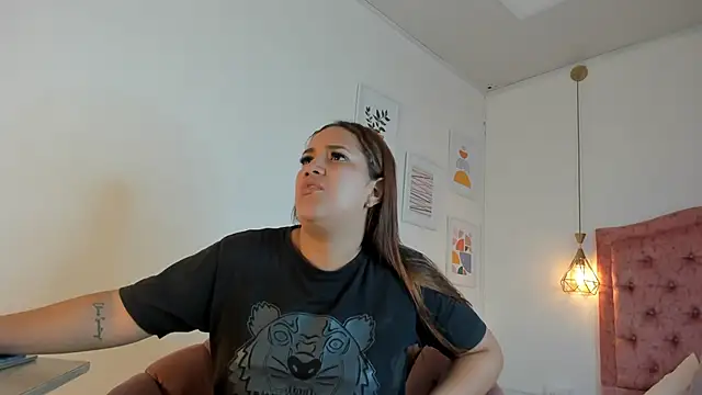 aprill21  online show from December 2024 01:06:02 PM