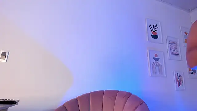 aprill21  online show from February 2025 01:44:01 PM