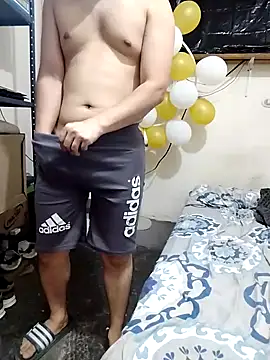 Gasparin32 online show from March 2025 06:43:01 PM