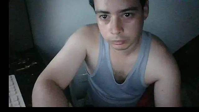 Snapshot of Gasparin32 chatting on April 2026 03:10:01 AM Gasparin32 online show from April 2026 03:10:01 AM