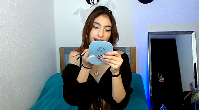 gabykovalenko14 online show from February 2025 04:45:02 PM