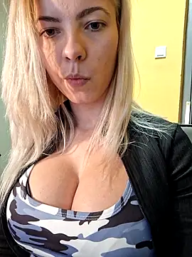 allinqueen online show from March 2026 08:13:02 PM