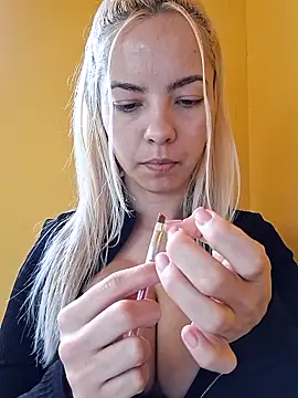 allinqueen online show from April 2026 09:01:01 AM