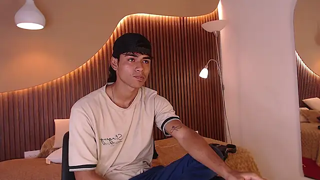 zander 2120 online show from February 2025 08:19:02 PM