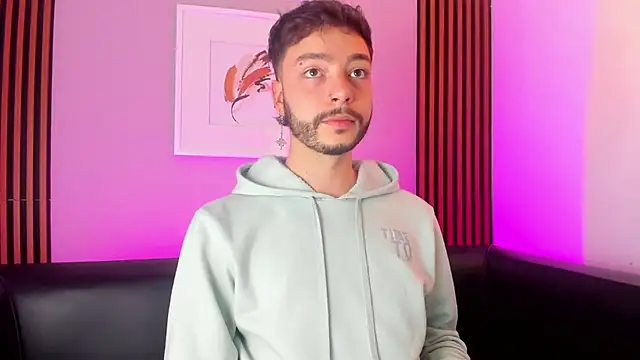 noah ricci online show from April 2026 03:53:01 AM