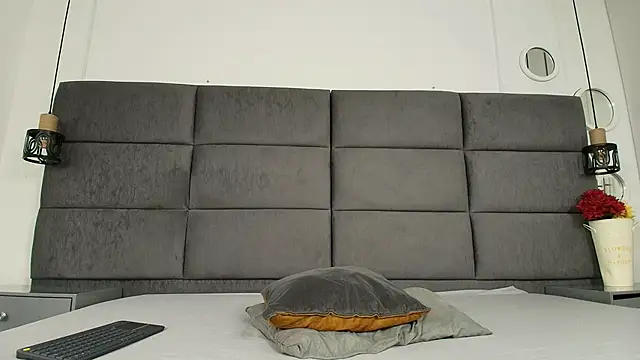 Hanna lens online show from November 2025 10:20:01 PM