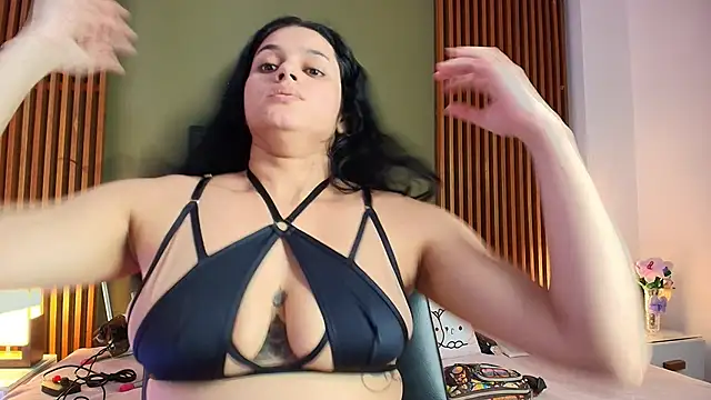 dahiana spark online show from January 2025 08:04:02 PM