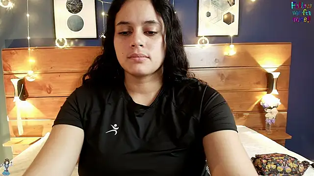 dahiana spark online show from November 2025 08:08:02 PM