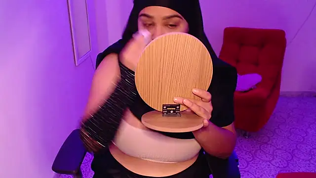 VenussTits97 online show from October 2025 05:20:02 PM