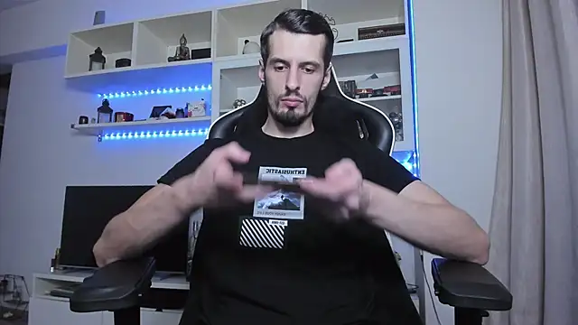 ToddClaytonn online show from October 2025 11:39:01 PM