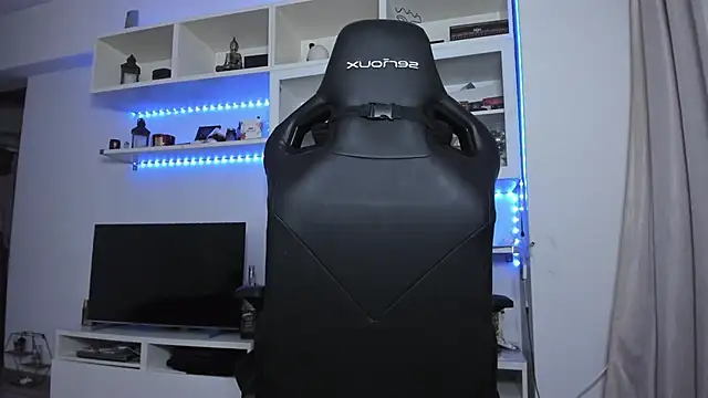 ToddClaytonn online show from November 2025 12:24:01 AM