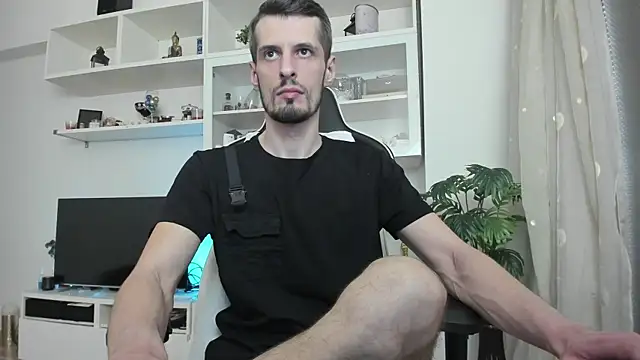 ToddClaytonn online show from May 2026 07:43:02 PM